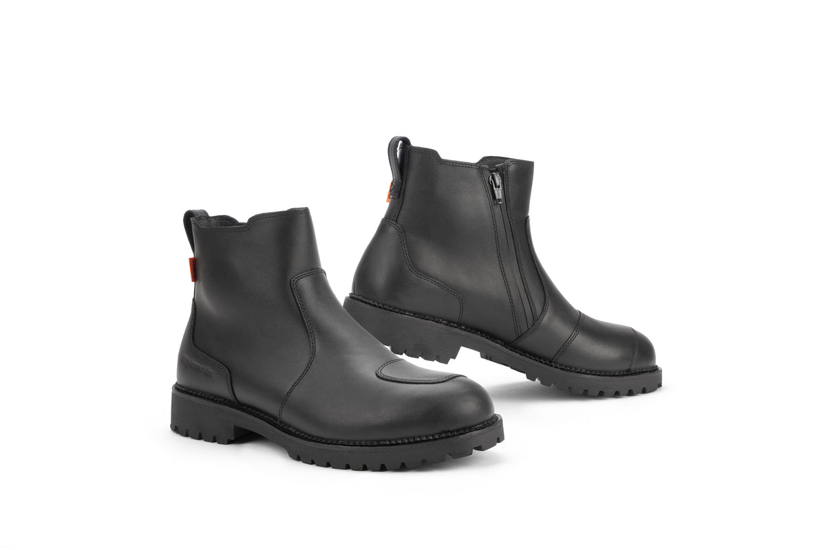 URBAN_cooper-wp-black_still- 